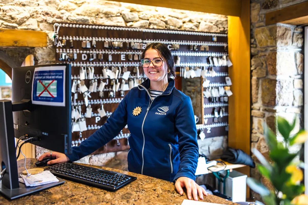 Métier d'accueil camping Ranolien Perros-Guirec